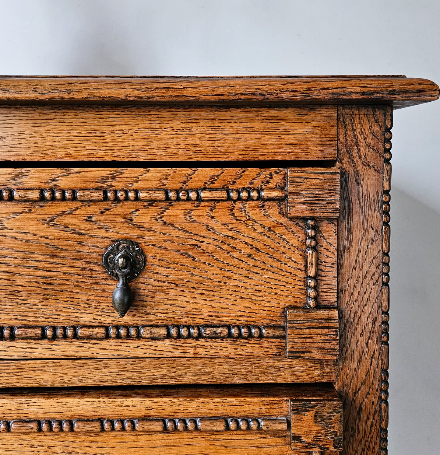 'The Harry' 1930s Oak Beaded Chest of Drawers