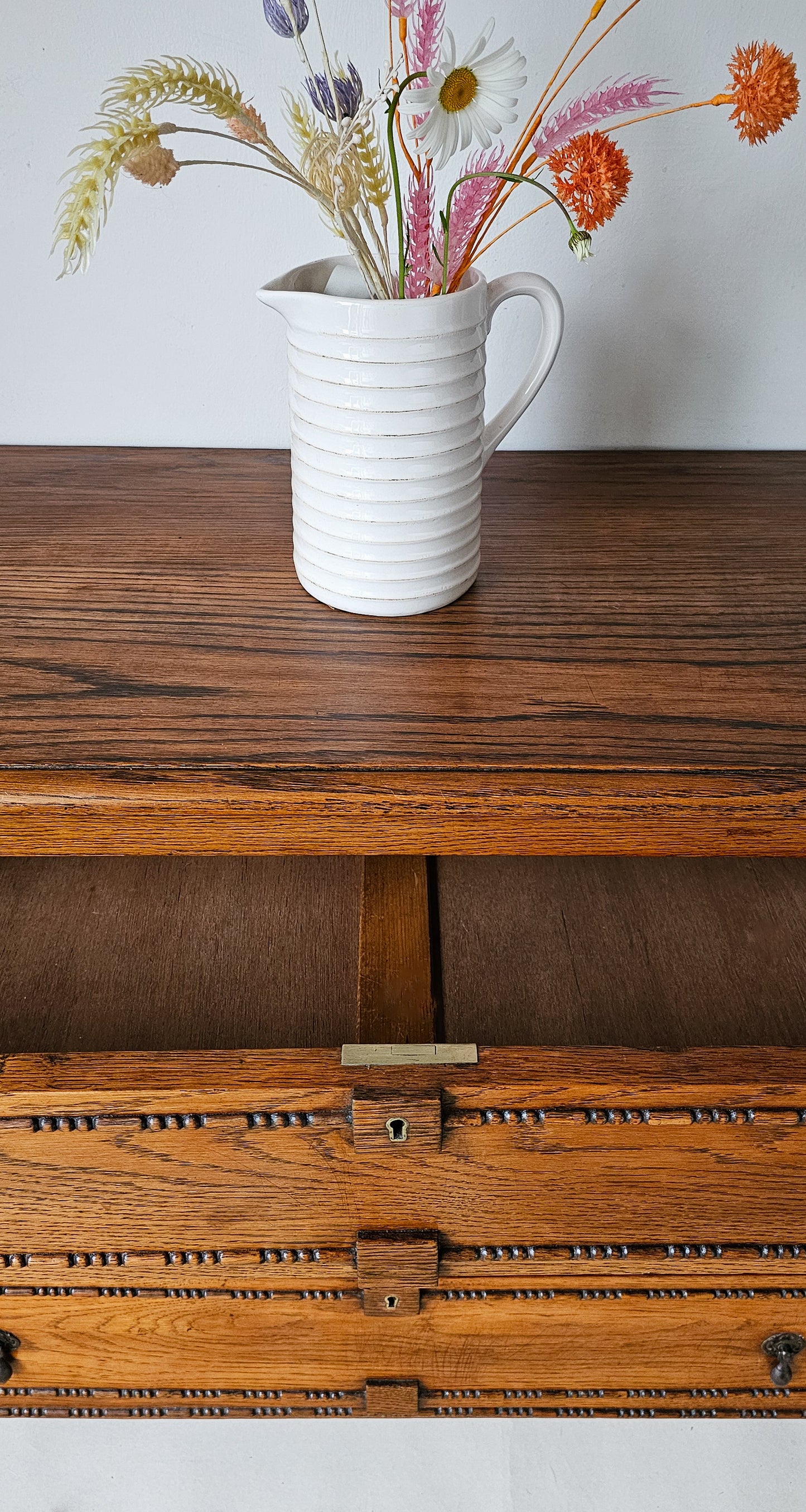 'The Harry' 1930s Oak Beaded Chest of Drawers