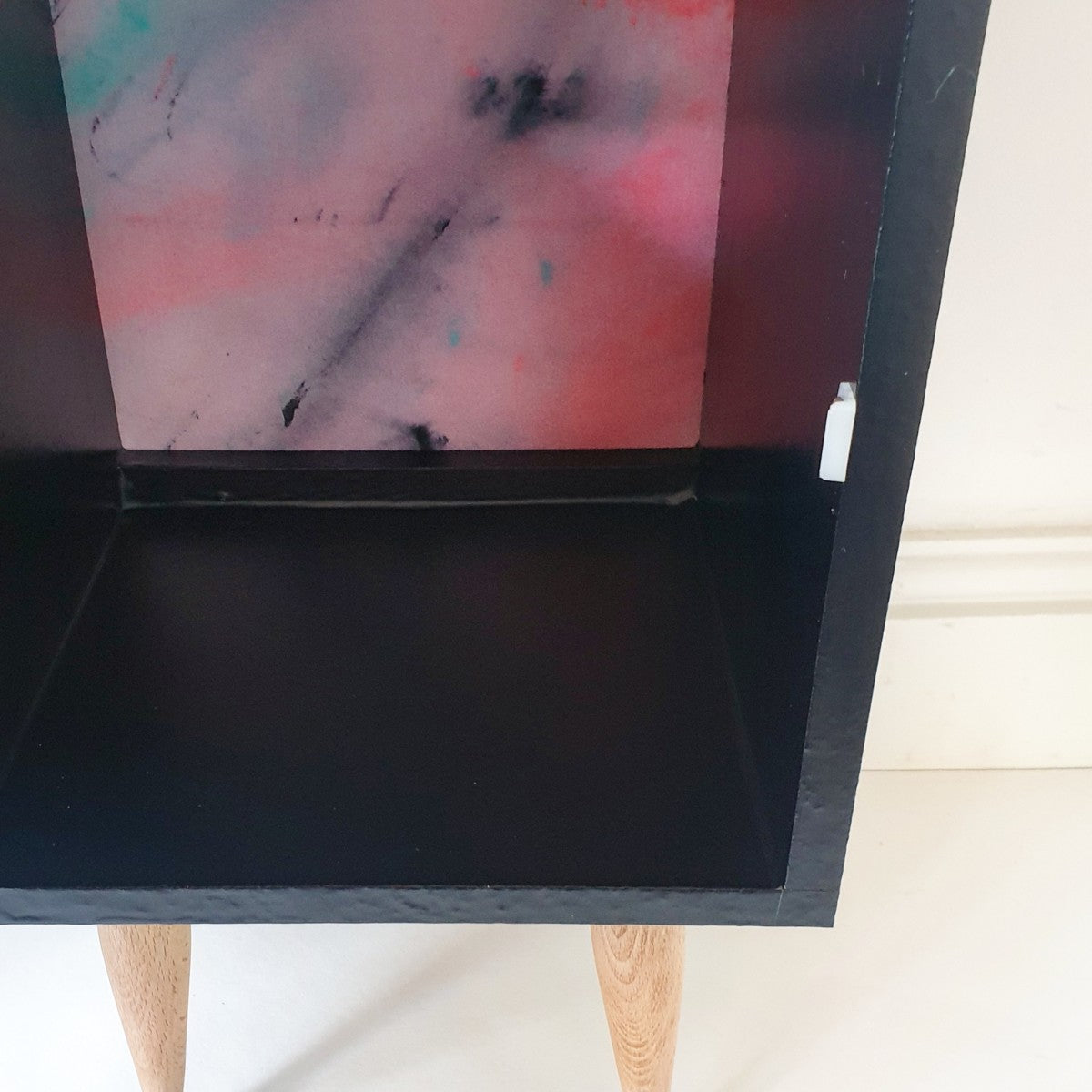 BRUSHED ABSTRACT ART BEDSIDE CABINETS